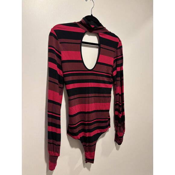 Vintage BEBE Y2K Striped Jersey Bodysuit with Keyhole Neck - Picture 2 of 7